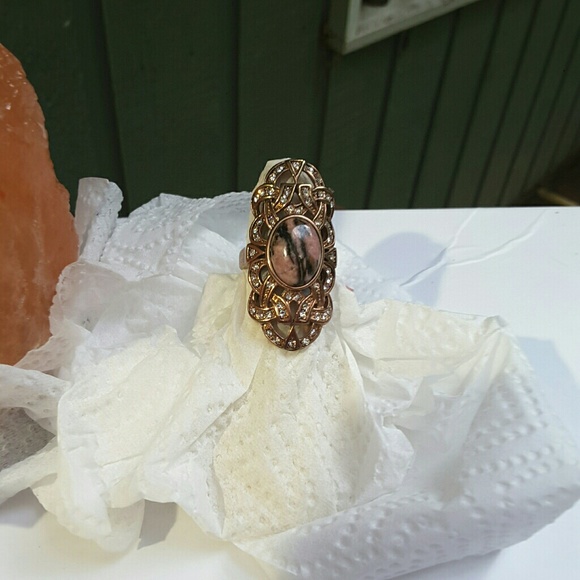 Ladies Rose Rhodocrosite Rhinestone Ring sz 8 - Picture 3 of 6